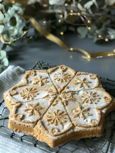 stella di natale con pasta frolla all'arancia
