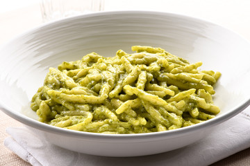 trofie al pesto fatto in casa